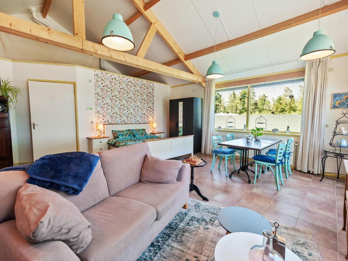 Enticing Holiday Home In Eastermar Near Burgumer Mar Lake Hoogzand Экстерьер фото