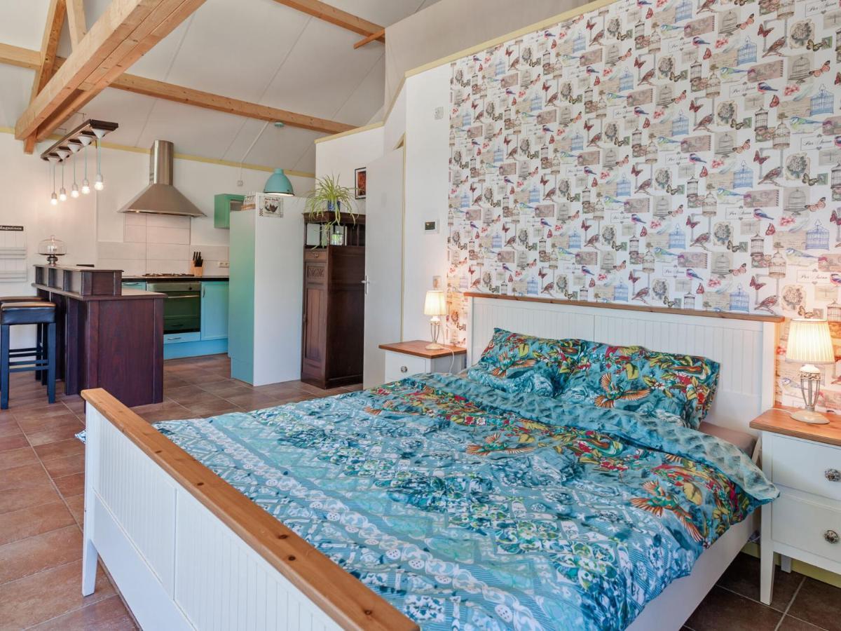 Enticing Holiday Home In Eastermar Near Burgumer Mar Lake Hoogzand Экстерьер фото