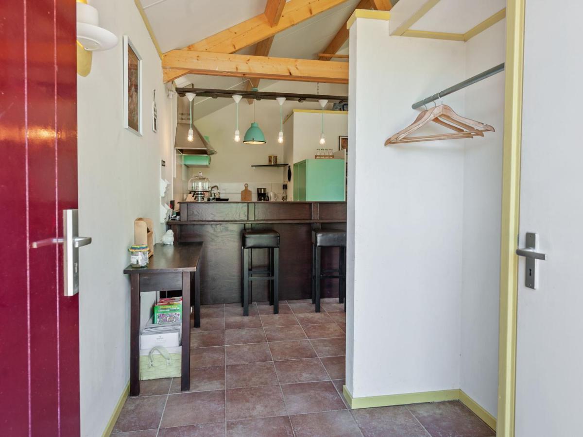 Enticing Holiday Home In Eastermar Near Burgumer Mar Lake Hoogzand Экстерьер фото