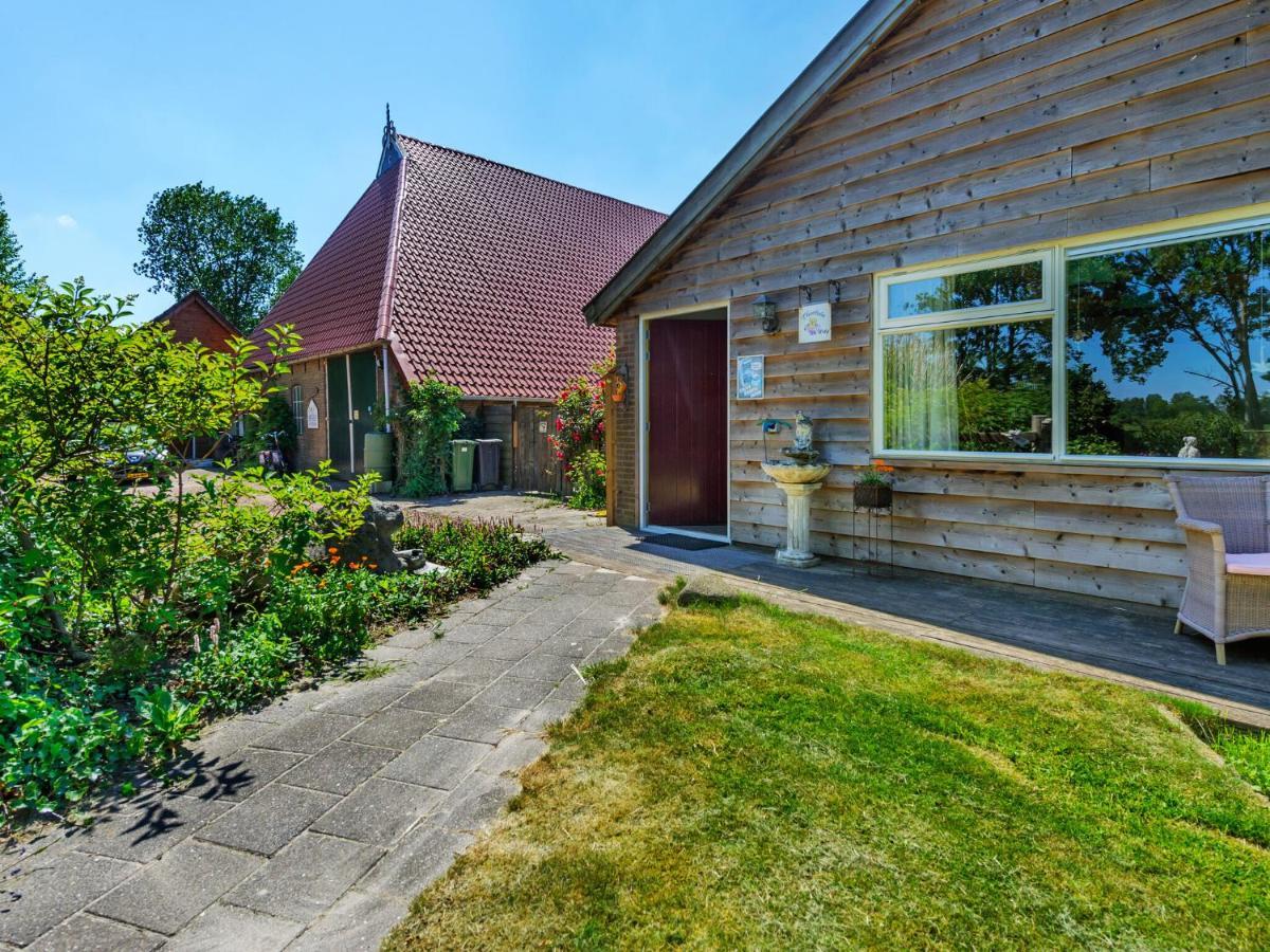 Enticing Holiday Home In Eastermar Near Burgumer Mar Lake Hoogzand Экстерьер фото